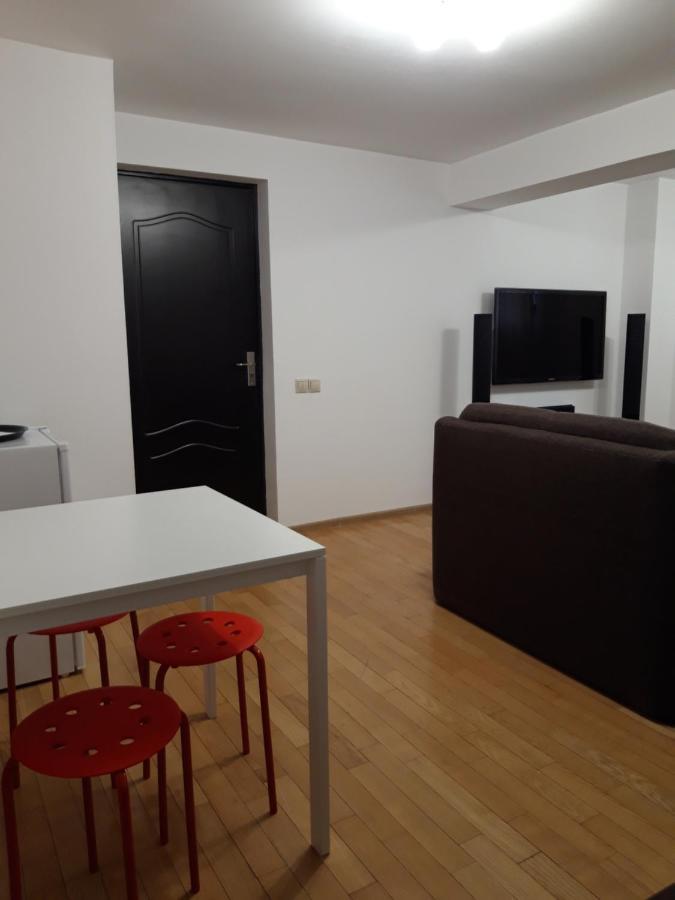 Papas Apartments Bucurestii Noi エクステリア 写真